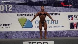 Ольга Белякова. Симпатичная девушка бодибилдер.