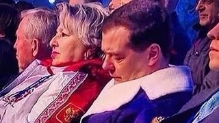 Смешно. Песенка про Дмитрия Анатольевича Медведева...