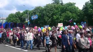 Гимн Донецкой Народной Республики прозвучал на параде и шествии 2015