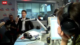 Антон Макарский - Tombe La Neige (Salvatore Adamo) #LIVE Авторадио