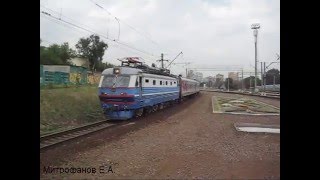 Электровоз ЧС2К-899 (ТЧЭ-6) со скорым поездом № 201М, Москва - Евпатория.