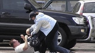 Быдло на дороге. Русское быдло получило по заслугам.