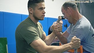 ARM WRESTLING CHAMPIONSHIP IN YORK, PA 2018 LEFT