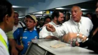Asi trata Interjet a sus clientes