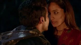 Stree movie shraddha kapoor lip lock hot Romance scenes new 2018