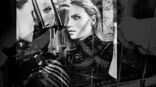 Luxury Latex  Fashion  Models