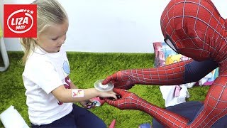 ЧЕЛОВЕК ПАУК ИГРАЕТ с ДЕТЬМИ в СПИННЕР