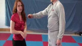 Self Defense for women  | How to defend yourself when an attacker grabs your hair