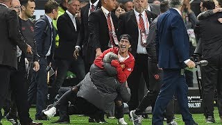 Manchester United Celebration Europa League   Players lift Europa League Trophy 2017