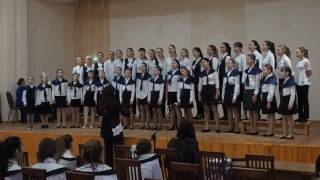 Россия.Энгельс.Народный самодеятельный коллектив детский хор "Радуга"