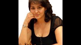 The Passed Pawn is a criminal: Maia Lomineishvili vs Petra Schuurman-Moldova 2005