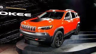 2019 Jeep Cherokee - 2018 Detroit Auto Show