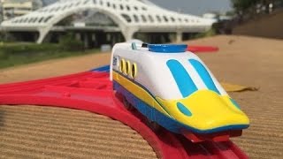 Disney Donald Duck Shuttle Marine à Daejeon Corée du flux 【Train jouet】01973+fr