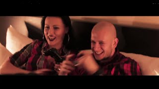 PLEXO & MUGIS - LÁVA ft. ANABELA MOLLOVÁ, MARTIN KRÁĽ + TEXT