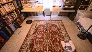 20131202 N4282 Roomba i-Robot 660 vs Neato XV 21