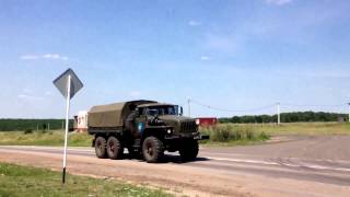 Миротворческие силы проходят через г. Валуйки (Белгородской области)