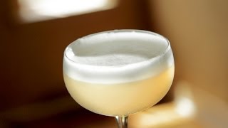 Apricot Lady Cocktail - Egg Whites in Cocktails - The Cocktail Spirit with Robert Hess