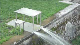 Roman Signer "Tisch"