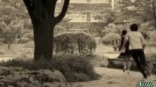 Playful kiss - Black black Heart