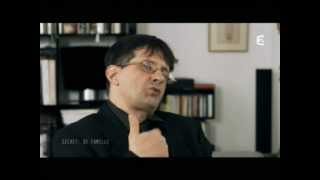 Mohamed Garne raconte son histoire bouleversante dans "Secret de famille", video France2