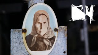 Один ночью на кладбище после полуночи