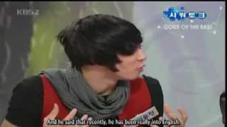 DBSK Yoochun imitates Junsu