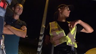 КРАСАВИЦА ГОНЯЕТ ЛЫСУЮ РЕЗИНУ