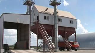 Комбайны Ростсельмаш помогают собрать урожай компании «Мираторг»