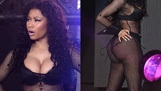 Nicki Minaj Hot Cleavage And Butt Show
