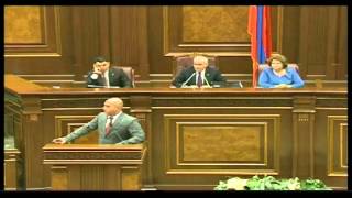 Թեժ վեճ ԱԺ-ում. Աշոտյան-Մանուկյան