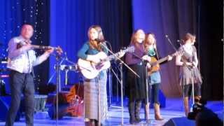 Della Mae performs at the Turkiston Palace in Tashkent on November 19 - Part I