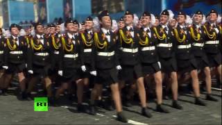 Суворовцы, нахимовцы и кадеты на Параде Победы в Москве.