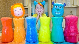 Making Colored foam with Funny Stacy