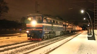 Тепловоз 2ТЭ116-966 на о.п. Рахумяэ / 2TE116-966 passing Rahumäe stop