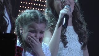 Девочка разрыдалась исполняя песню - Жизнь продолжается - Галина Дубок