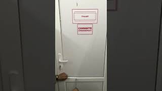 Спасение...нет, не рядового Райана, а завхоза из заточения в дамской комнате...
