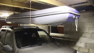 Простое потолочное крепление ПВХ лодки в гараже