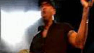 iO - Rage (live)