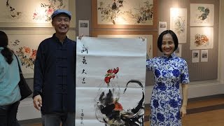 Painting a lucky rooster for the coming new year(2017) with Henry Li