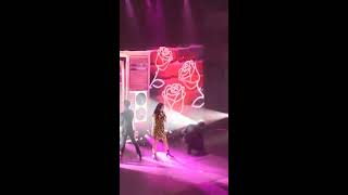 #SUNMI1STWORLDTOUR #WARNING [FANCAM] SUNMI (선미) - Gashina (가시나)