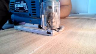 Makita 4329 электролобзик