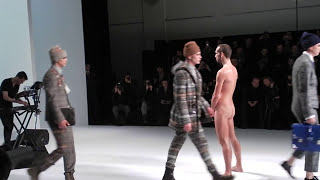 Milano Moda Uomo 2012: Frankie Morello sfilata Fall - Winter 2012/2013 (finale con uomo nudo)