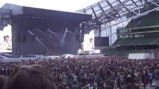 Rihanna - Love The Way You Lie / WOO - Anti World Tour - Live Dublin