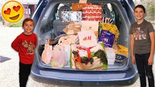 ON OUVRE UN COFFRE REMPLI DE CADEAUX ! ??