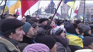 Ukrayna'da Yanukoviç karşıtı en büyük çaplı eylemler düzenleniyor