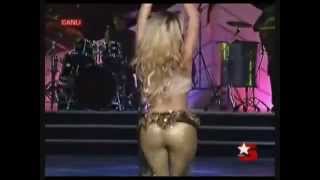 Шакира, танец бедер. Shakira sexy belly dancing moves