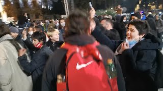 დაუმორჩილებლობის აქცია თბილისში: ფეხბურთი და ცეკვა პროტესტის გამოსახატად