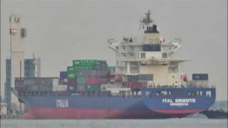 CONTAINER SHIP M/V "ITAL ORIENTE" (ITALIA MARITTIMA SpA/EVERGREEN)