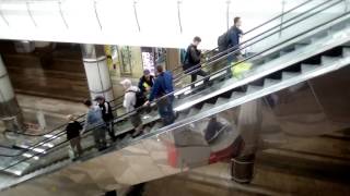 Чем занимаются дети на вокзалах? Ярославский вокзал. Москва. Лето 2017 г.# IVI.obo.mne_ИВИ.обо.мне