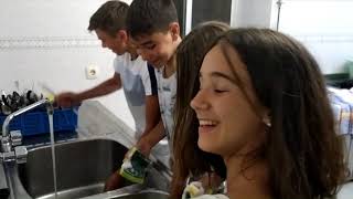 Nos vamos de campamento los grupos de 1º y 2º ESO de la Sa-Fa. Hermanos de la Sagrada Familia